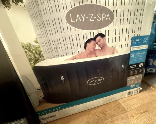 Lay spa hot tub - hot, tub,